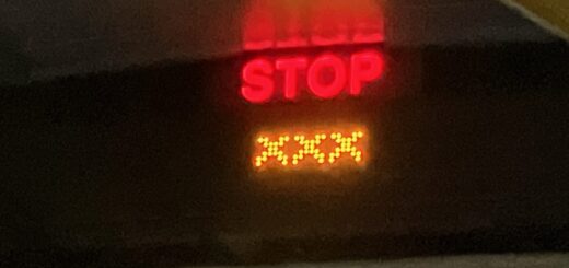 Leuchtschild Stopp